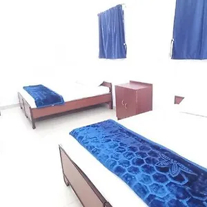 3* Hotel Grg Near Rani Ghat